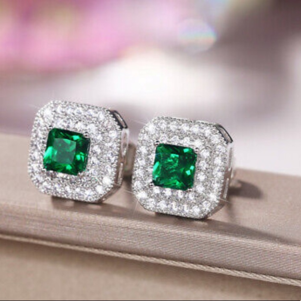 NWT STERLING SILVER Diamond STUD EARRINGS